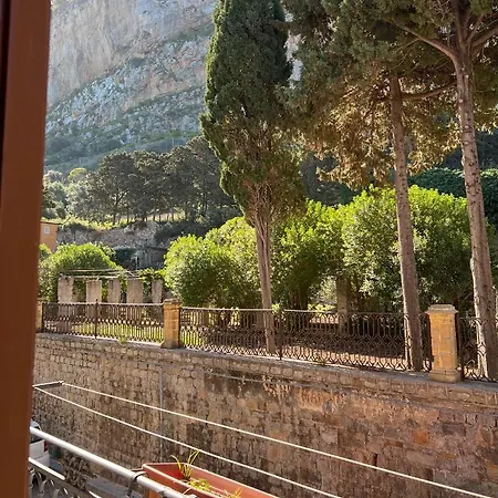 Balcone Sulla Scogliera * Cefalù